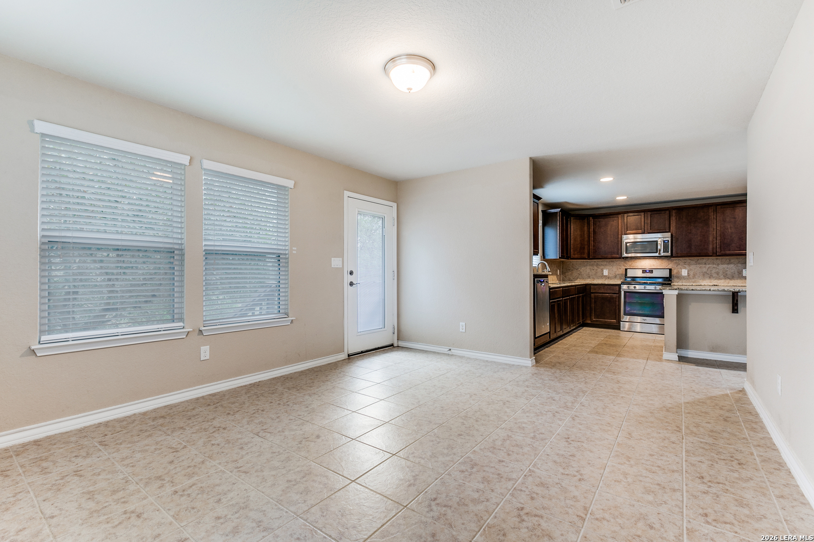 12918 Cache Creek
