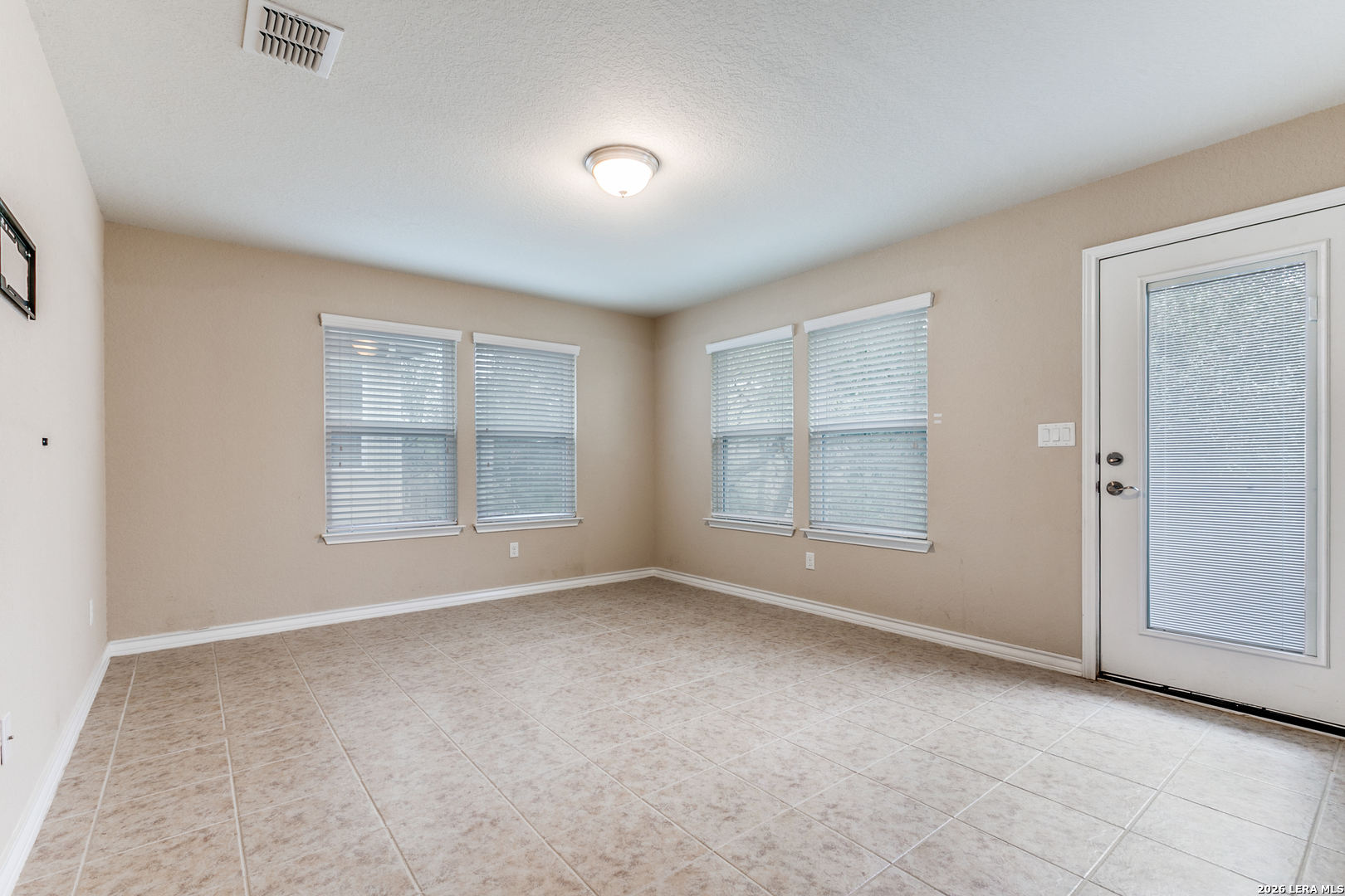 12918 Cache Creek