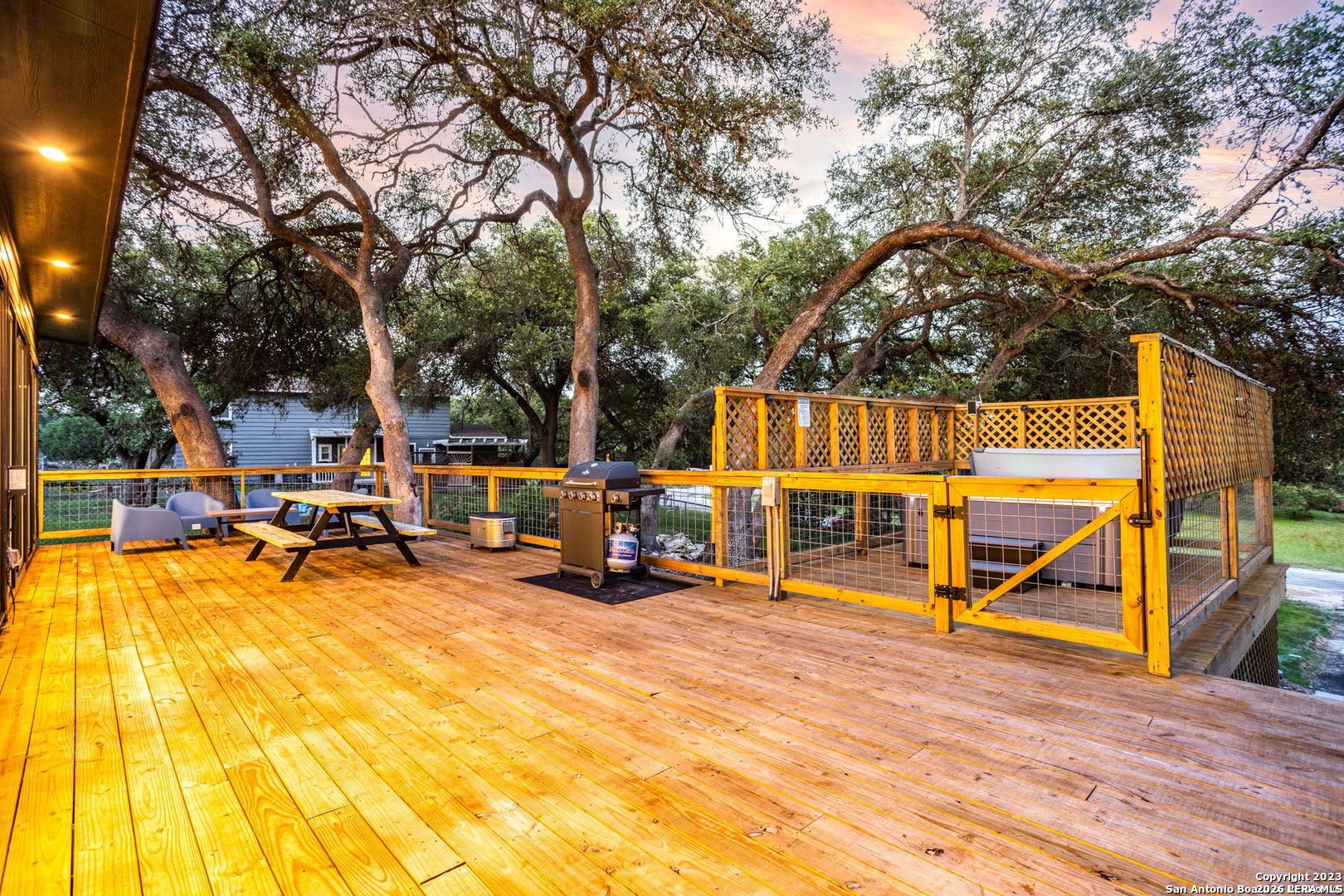 1277 Timberlane Dr