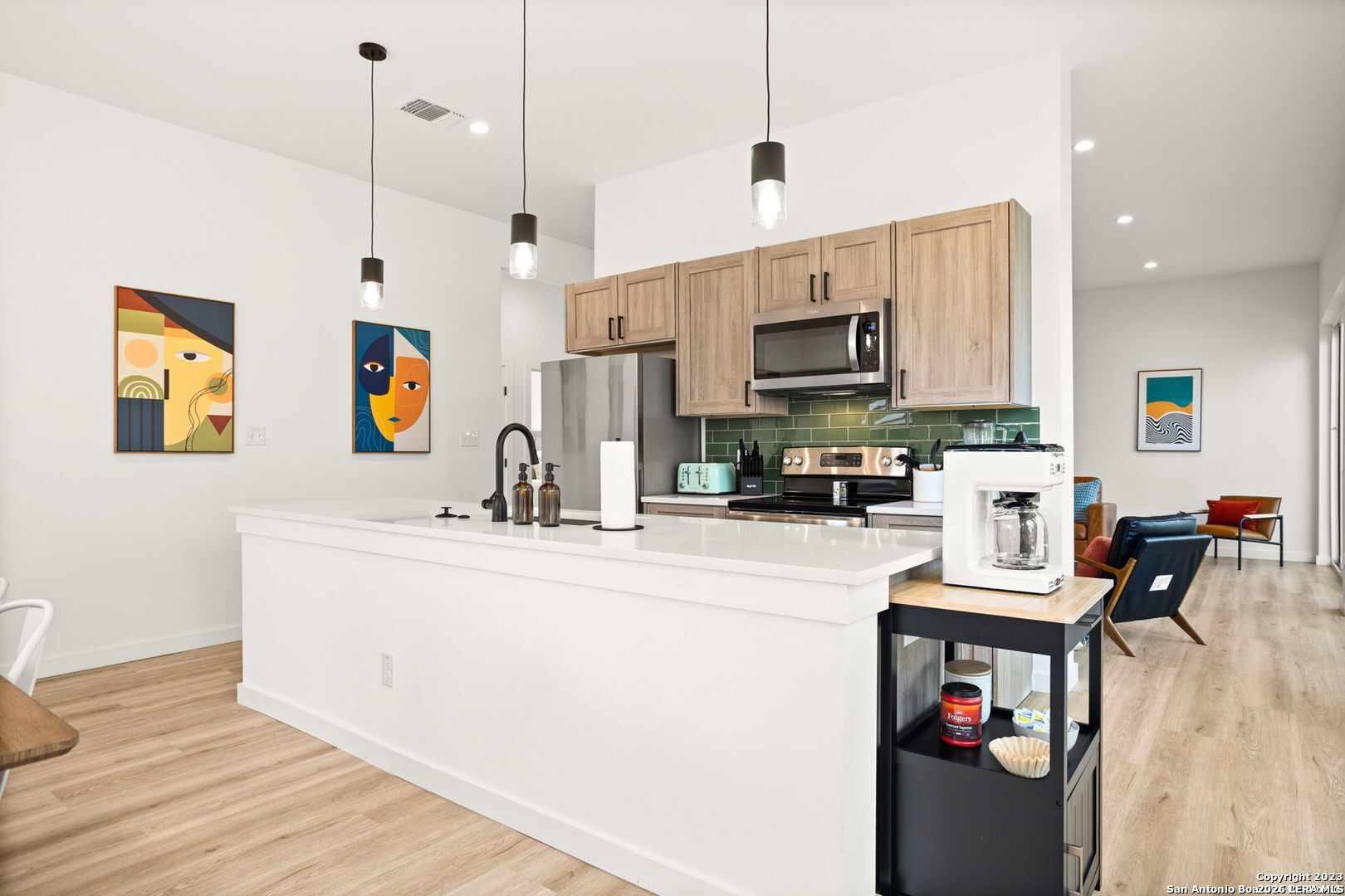1277 Timberlane Dr